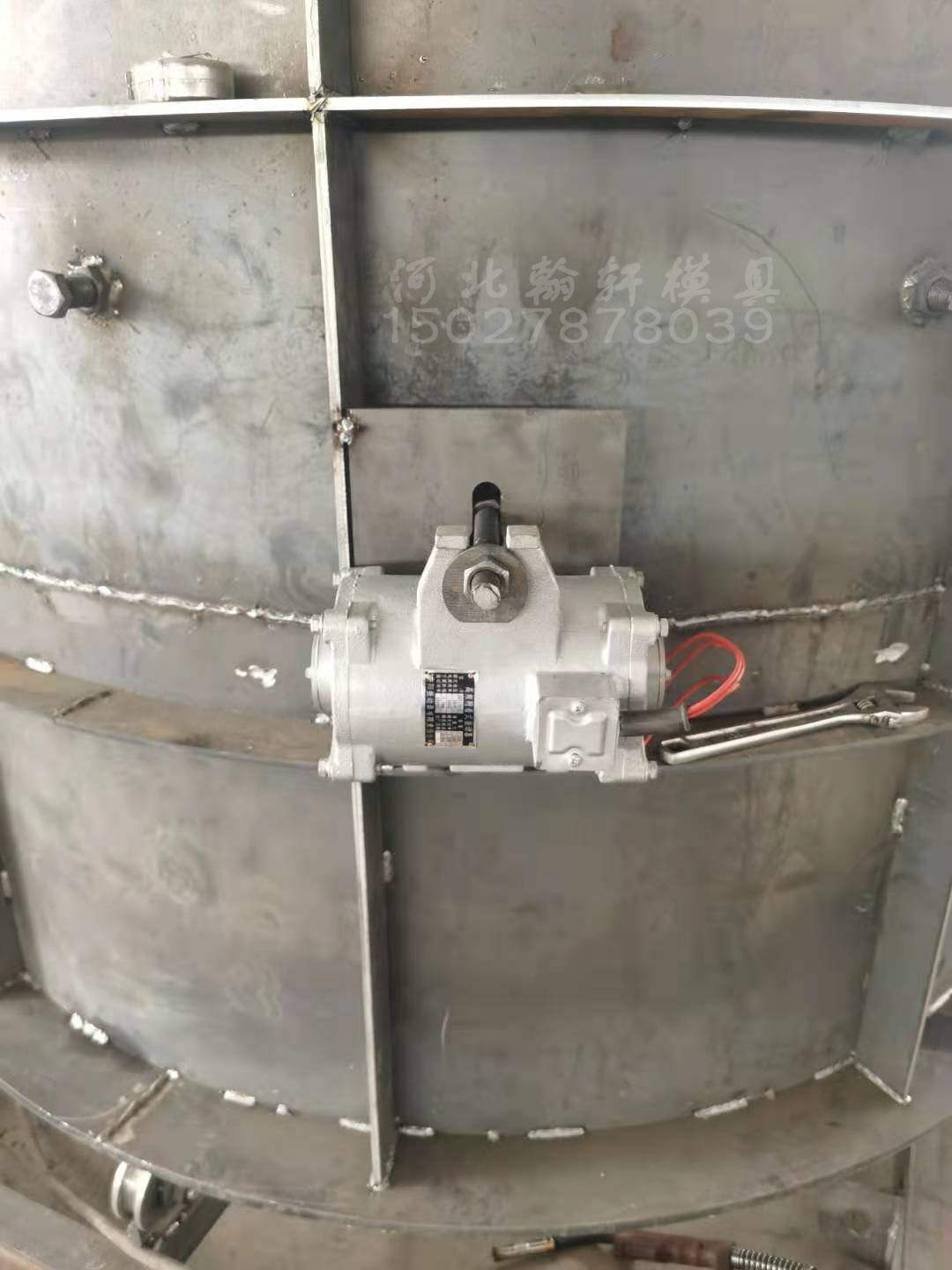 1631746562185254.jpg 多功能检查井模具8.jpg